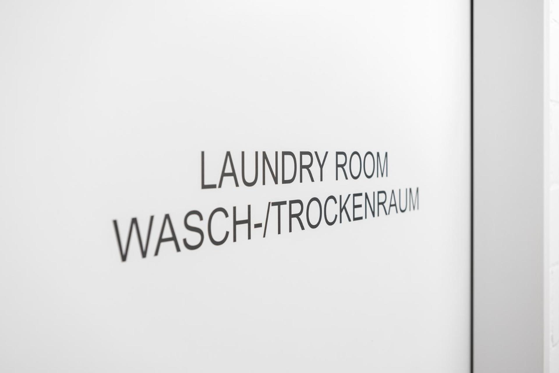 Stayy Flagship Limmattal - Contactless Check-In Schlieren Exterior photo