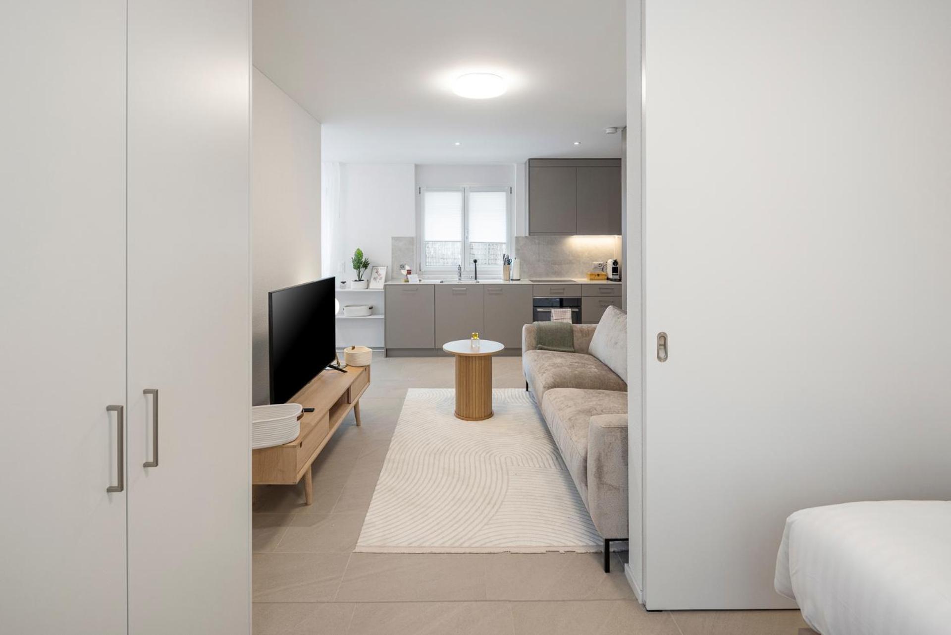 Stayy Flagship Limmattal - Contactless Check-In Schlieren Exterior photo