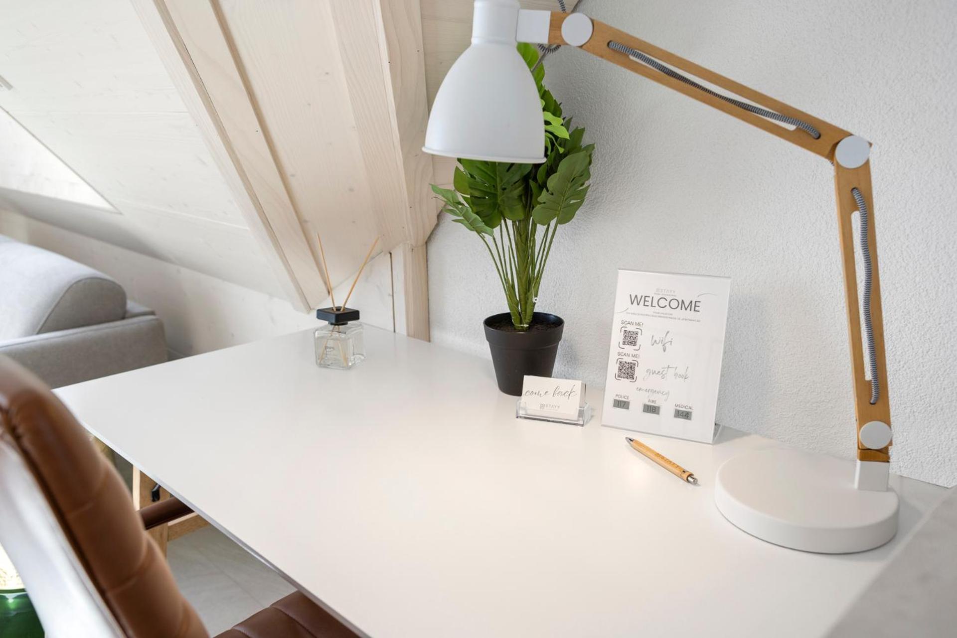 Stayy Flagship Limmattal - Contactless Check-In Schlieren Room photo